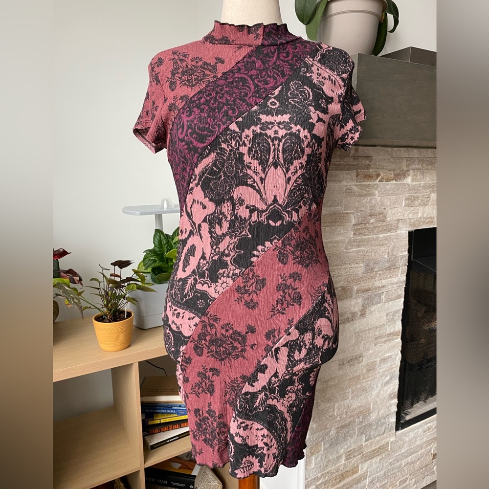 Women’s dress